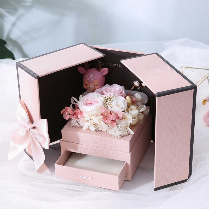 Bear and Rose Necklace Gift Box
